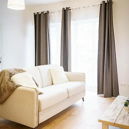 Apartment Grand Avec Parking 2pers