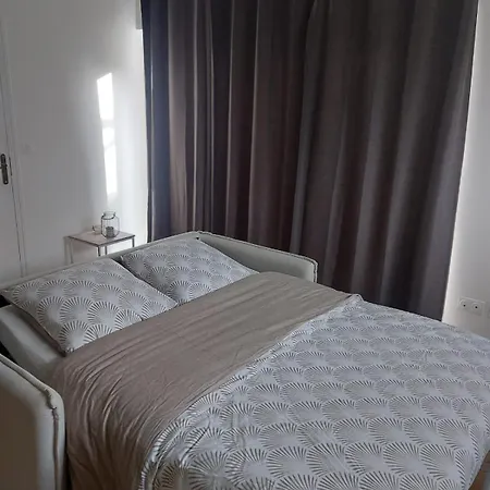 Apartment Grand Avec Parking 2pers Saint-Quentin (Aisne)